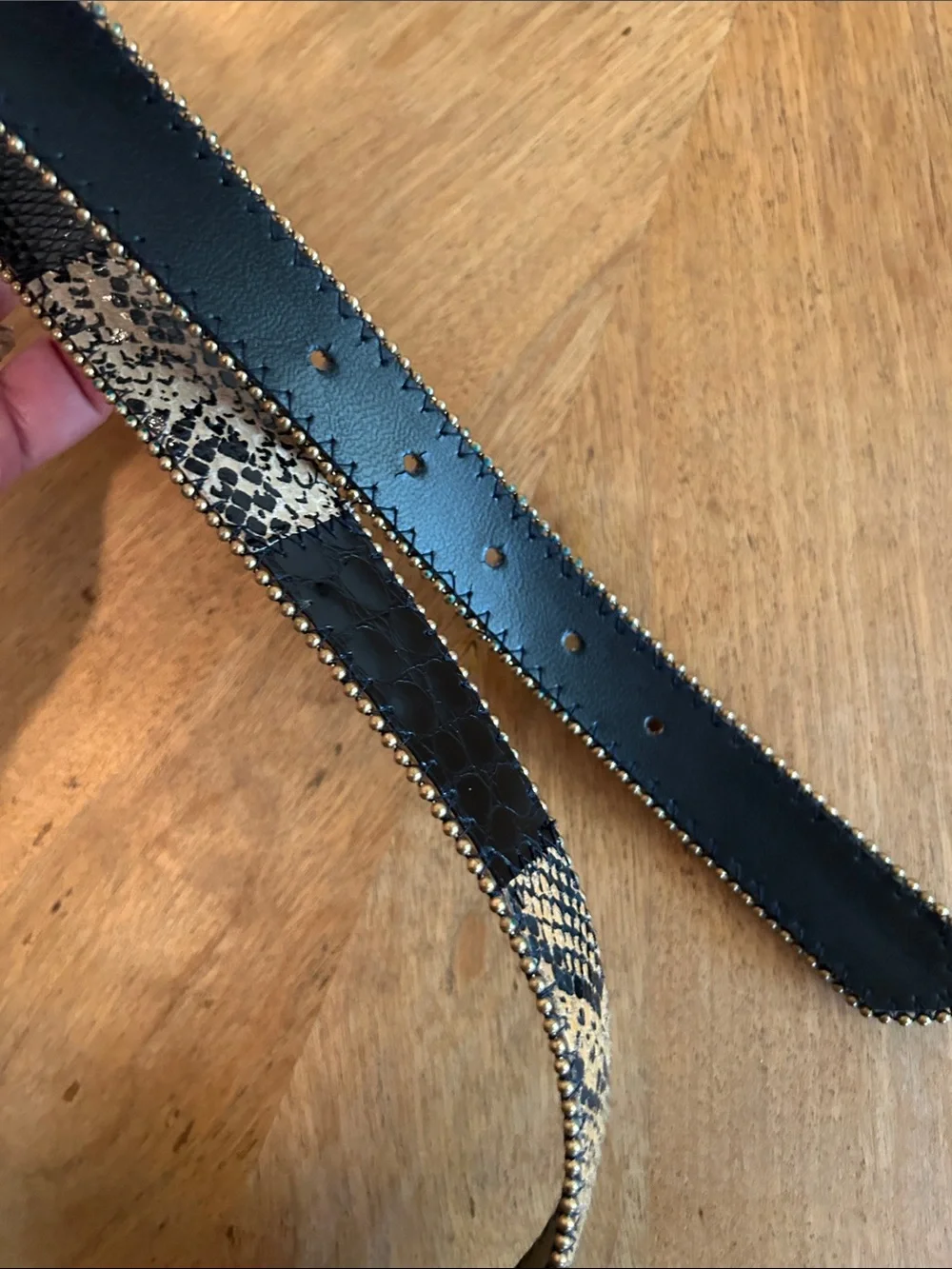 Vintage 90s Women’s Two-Tone Faux Snake Print Belt with Gold Tone Buckle Size 32